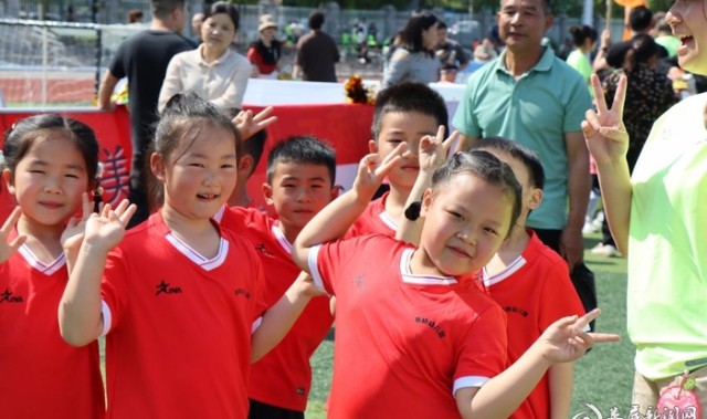 开云-娄底幼超嘉年华｜绿茵场上笑开花，童年乐章响当当|娄底日报|足球|体育|音符|日报_新浪新闻